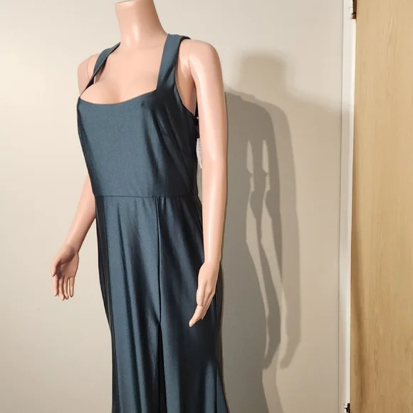Green Sleeveless Square Neck Maxi Sundress